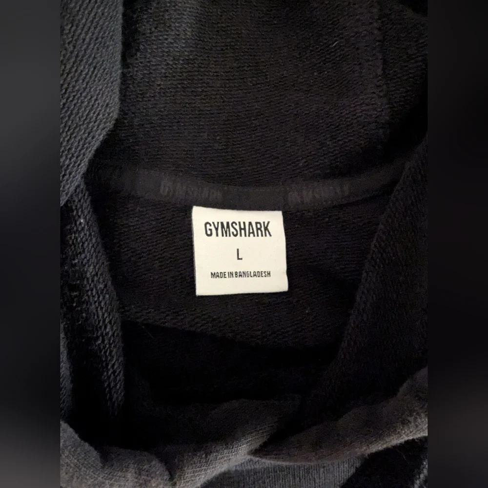Gymshark Cropped Cotton Blend Hoodie - Raw Edge Hem - Raglan Sleeves - Picture 4 of 9